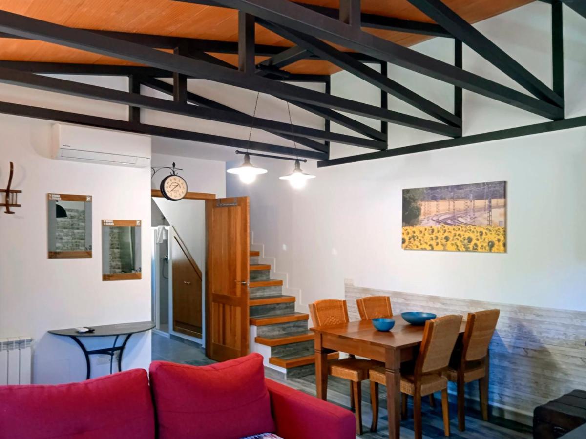 El Vagon De Baides Guest House Exterior photo